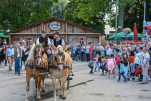 Procession at the Freising Volksfest