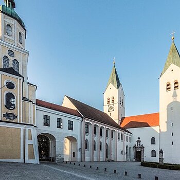Cathedral courtyard 
