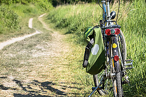 On the Abens-Radweg cycle route path from Freising to the world-famous hop growing area.