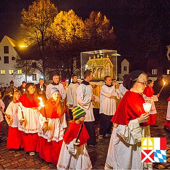 The Procession of Lights on 22 November 2024 is celebrated in a special way in the Year of St Corbinian. At 5.30 pm, it will lead from St George's Church to Freising Cathedral, where vespers will take place. (Photo: Robert Kiderle)