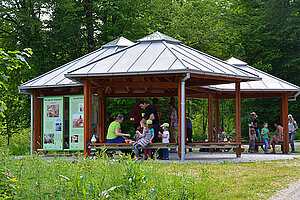 Zentralpavillon am Weltwald 